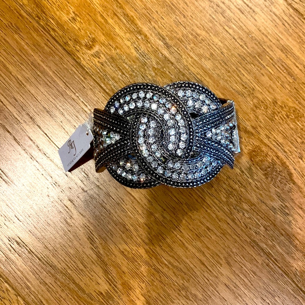 NWT! Large statement hinge bracelet with pewter/silver finish and rhinestones